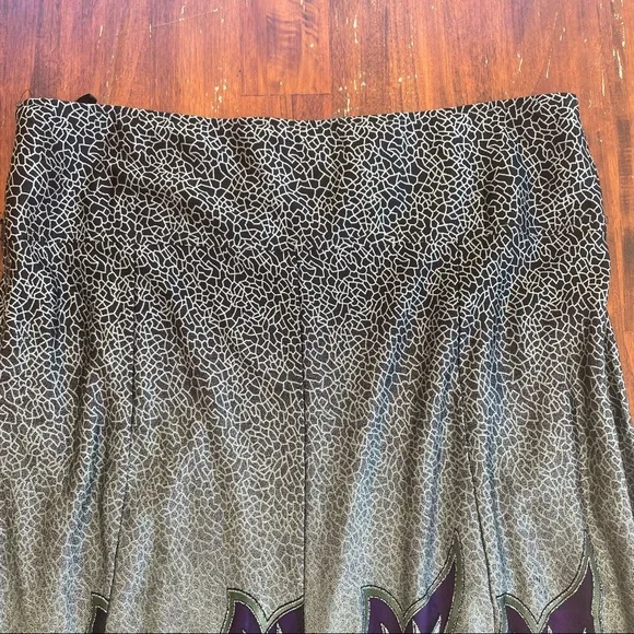 SOLD——ZASHI Floral Lace Long Skirt - Picture 4 of 11